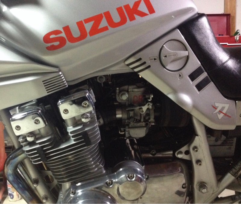 38Takeさんのgsx1000s カタナ