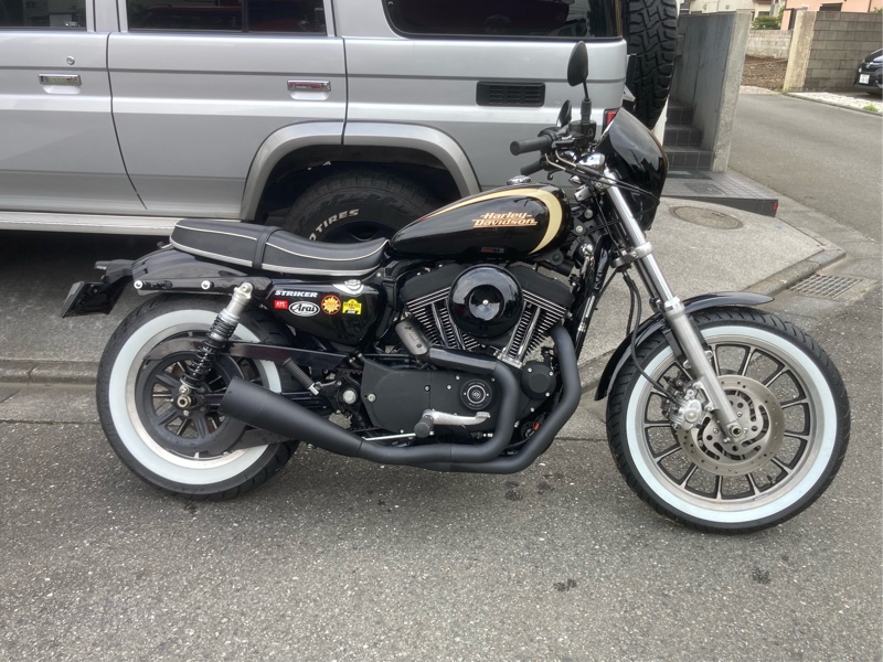 ミスターシービーRさんのスポーツスターXL1200R(ロードスター)