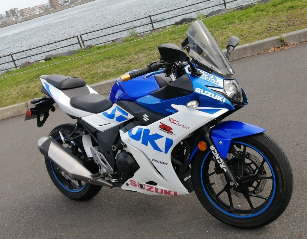 ともちょさんのGSX250R