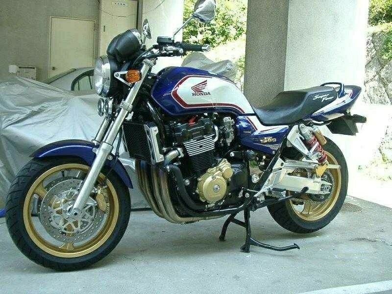 バーバンさんのCB1300