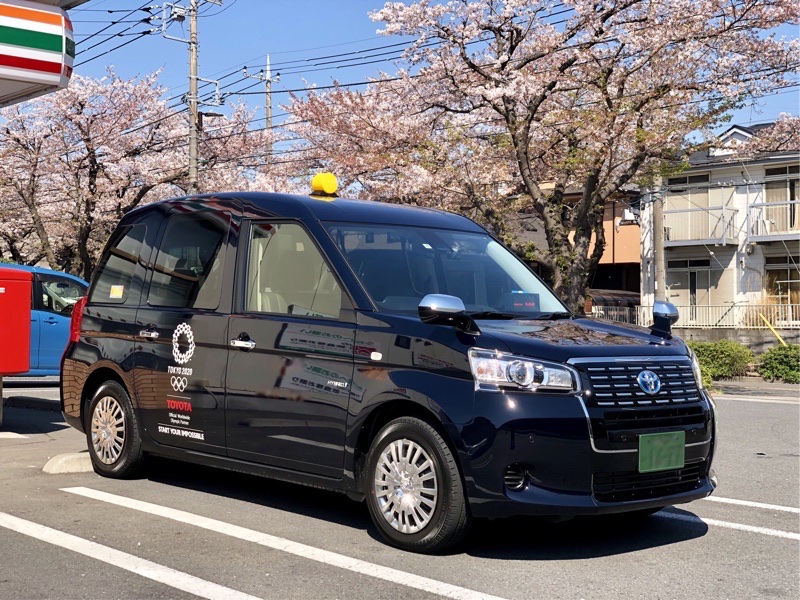 +まっさん+さんのジャパンタクシー