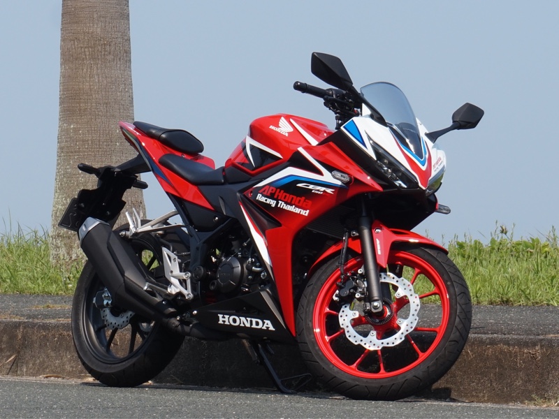 ai_or_amaneさんのCBR150R