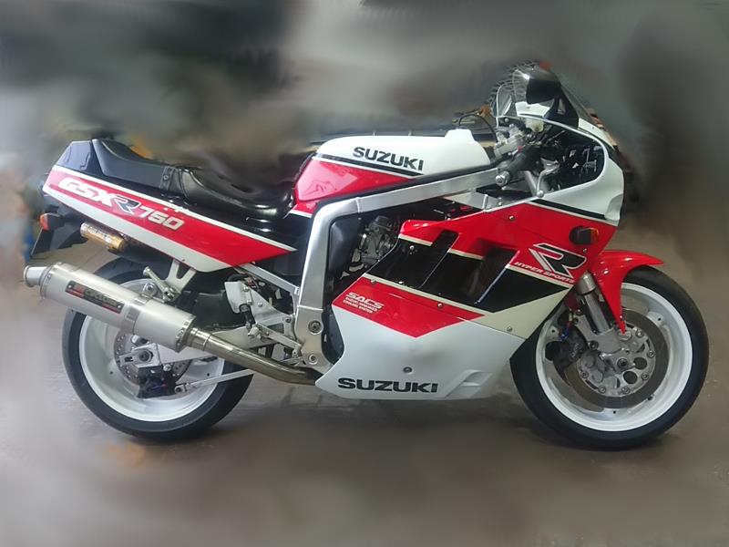 N-KajuさんのGSX-R750L