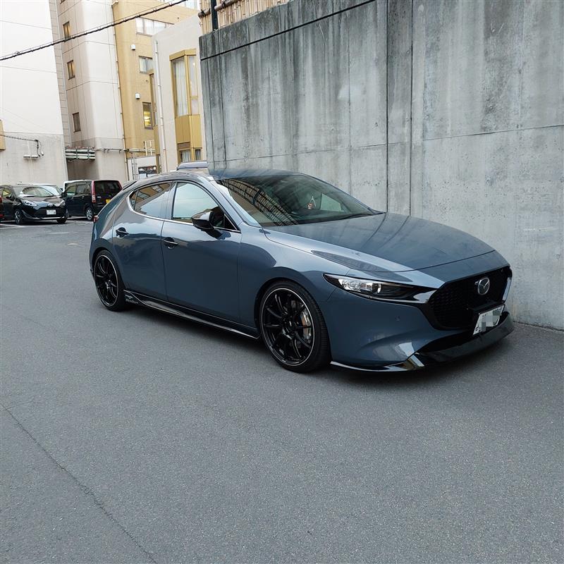 チリチリパーマさんのMAZDA3 ファストバック