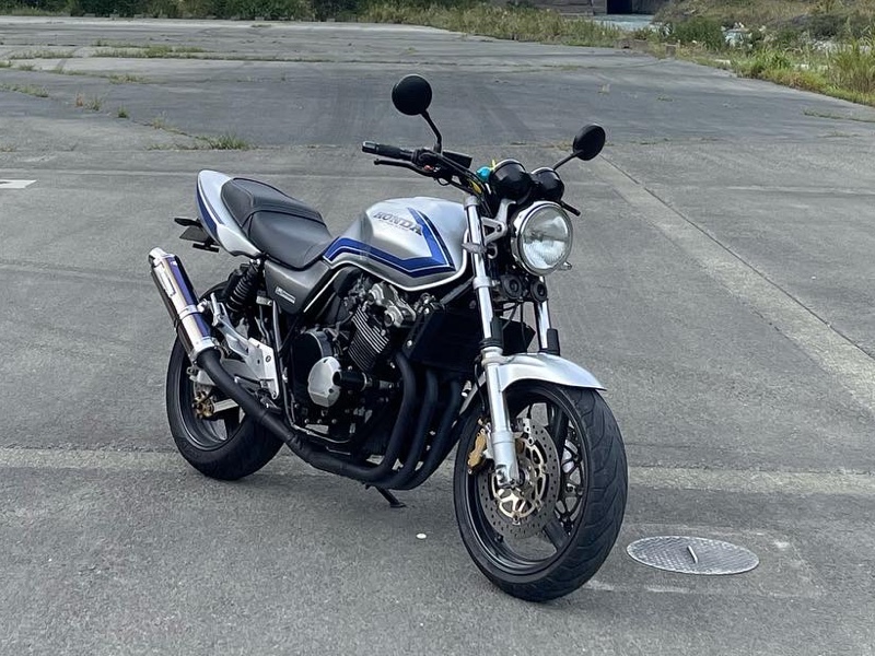ユウヤのパパさんのCB400SuperFour HyperVTEC(NC39)