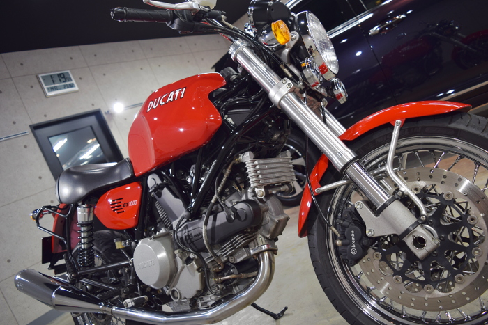 REVOLTさんのGT1000