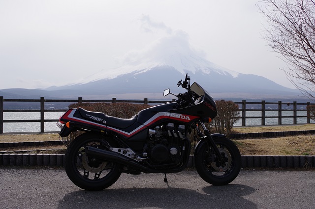 晴天@さんのCBX750F