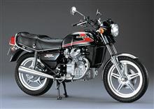 christina_van_bell⊿さんのCX400