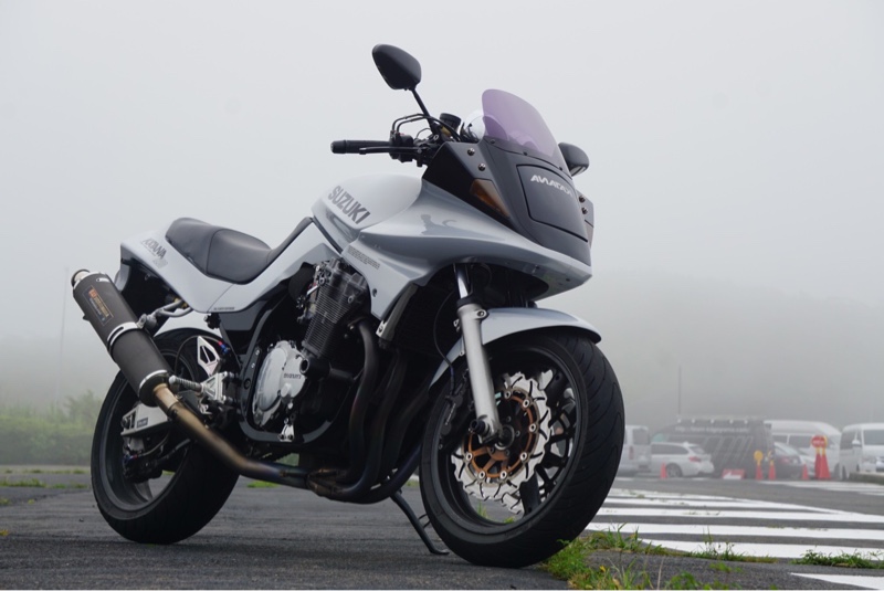 長谷川英一さんのGSX750S3