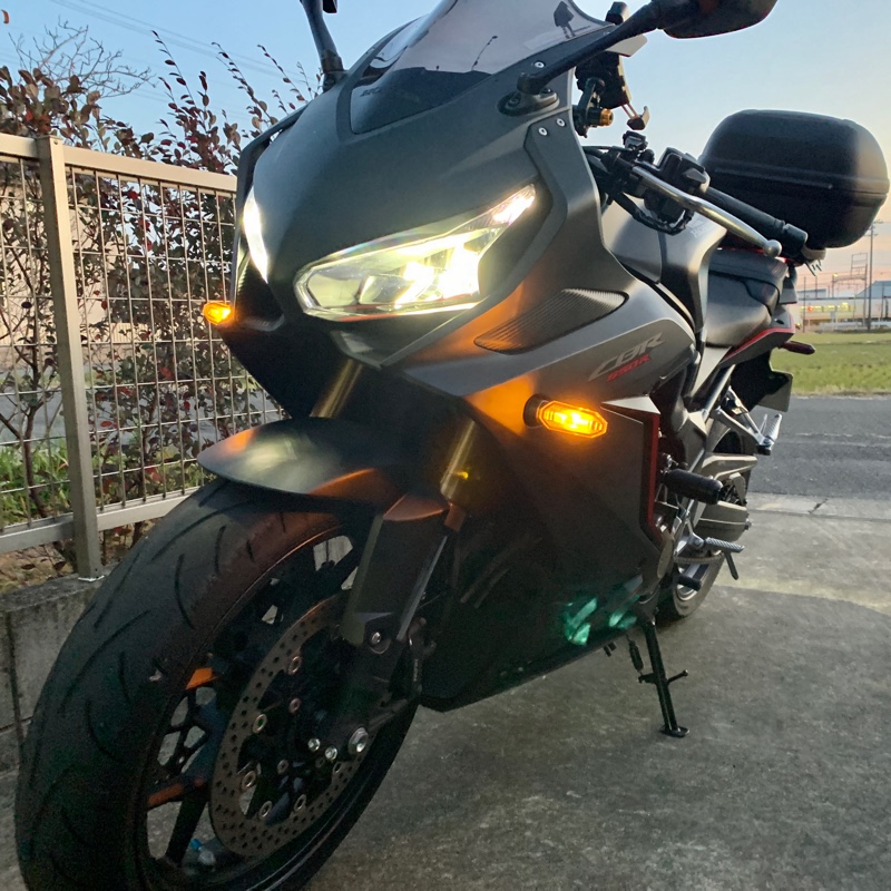 気球人さんのCBR650R