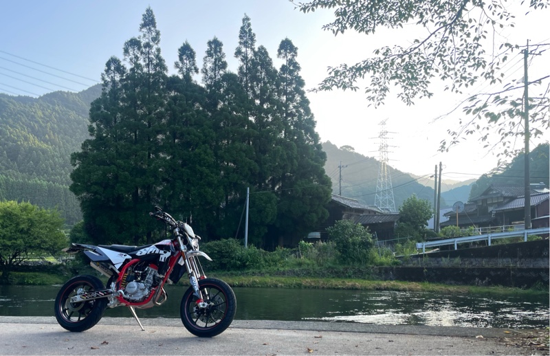 masaka2hiro3さんのSM 125 R FACTORY