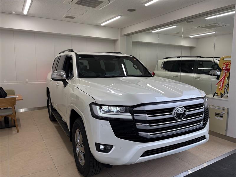 トヨタ ランドクルーザー300