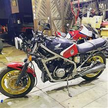 hojiさんのVF750F