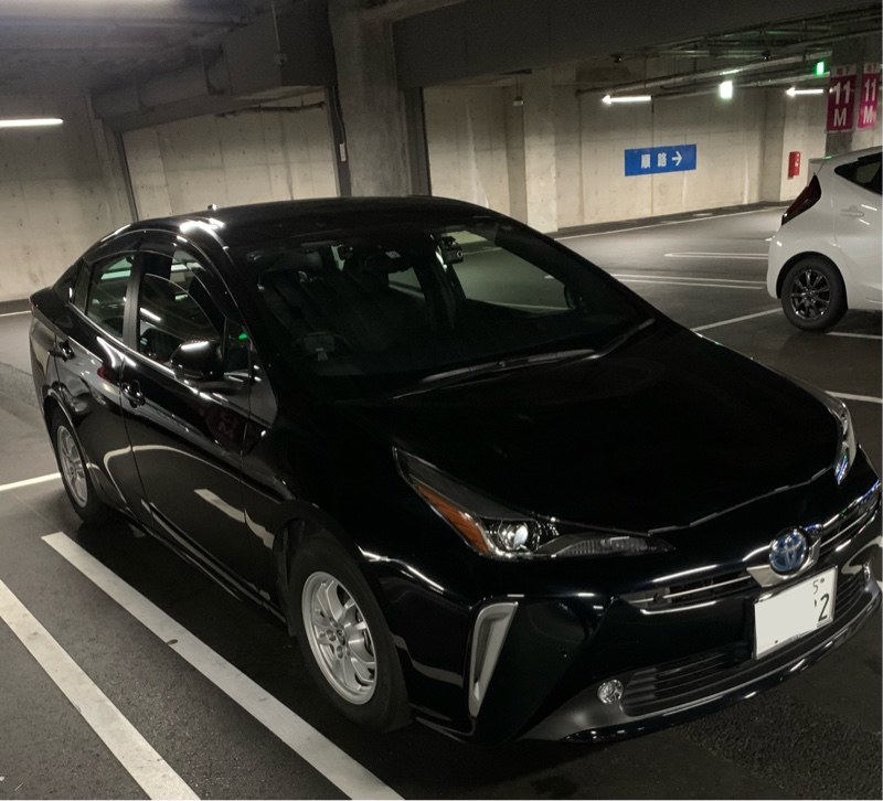 トヨタ プリウス
