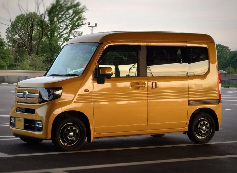ホンダ N-VAN+スタイル