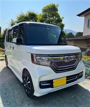 ホンダ N-BOXカスタム DBA-JF3