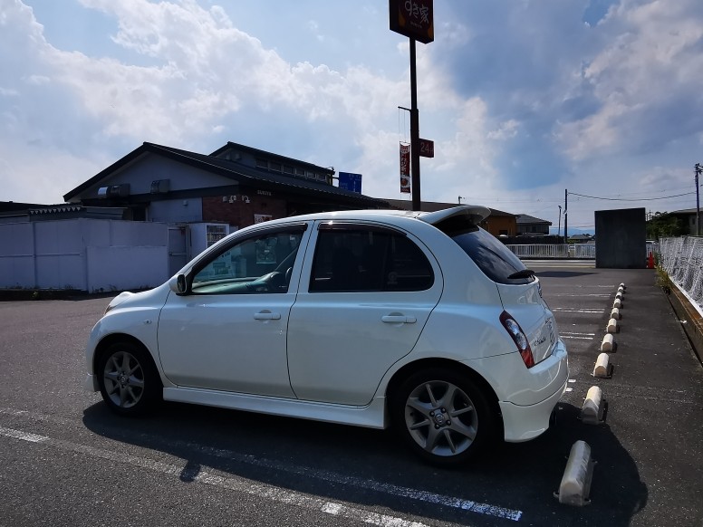日産 マーチ