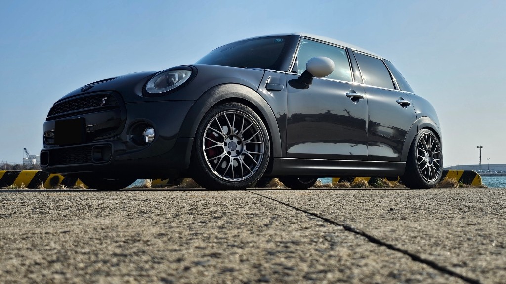 ミニ MINI
