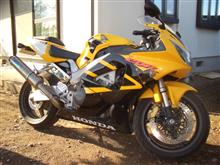 くるすさんのCBR929RR