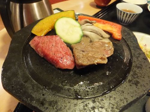 黒毛和牛の溶岩焼き