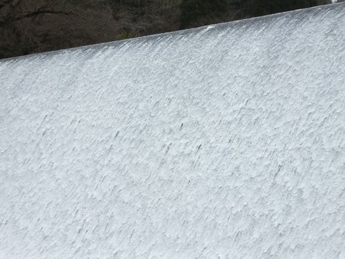 白水ダム