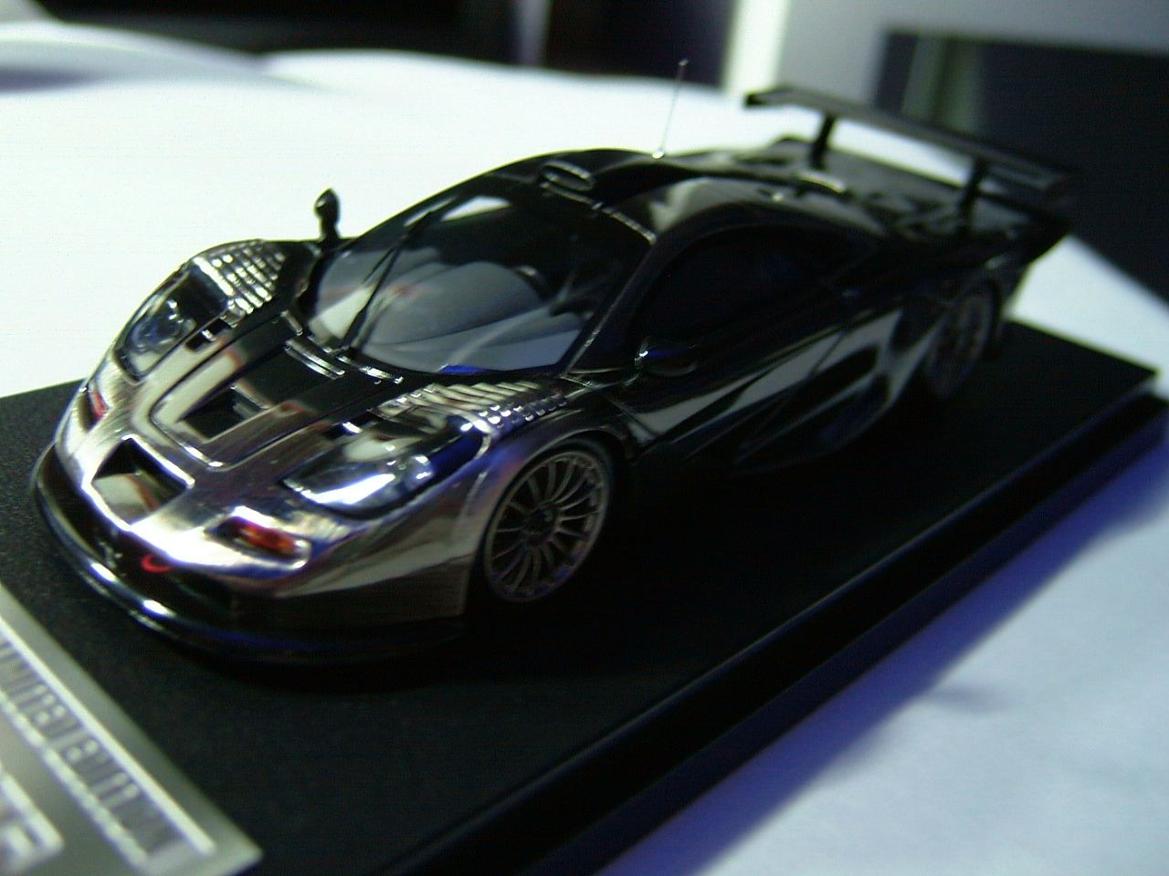 hpi製 McLaren F1 GTR ブラックメタルポリッシュ 1/43 ①
