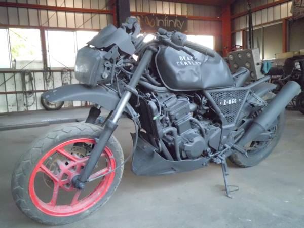 ヤフオク に世紀末仕様のバイクが出品中wwwww かむっのブログ そして今日も怠慢な日々as みんカラ ヤフオク に世紀末仕様のバイクが出品中wwwww かむっのブログ そして今日も怠慢な日々as みんカラ
