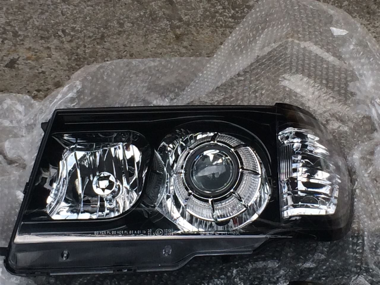 ランドクルーザー100 ヘッドライト Amazon | ランドクルーザー 100 シリーズ 1998-2005 対応車