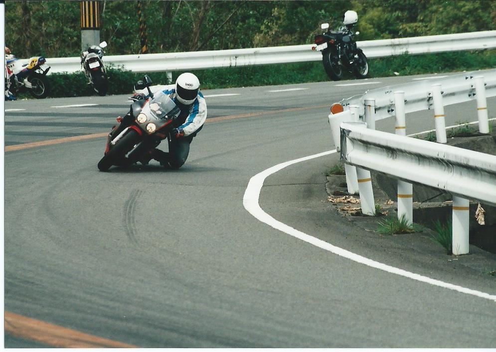 若気の至り 古い写真 北海道ツーリング など ヘビーベビーのブログ ヘビーベビーのお気楽お車日記 Season 赤い彗星 みんカラ