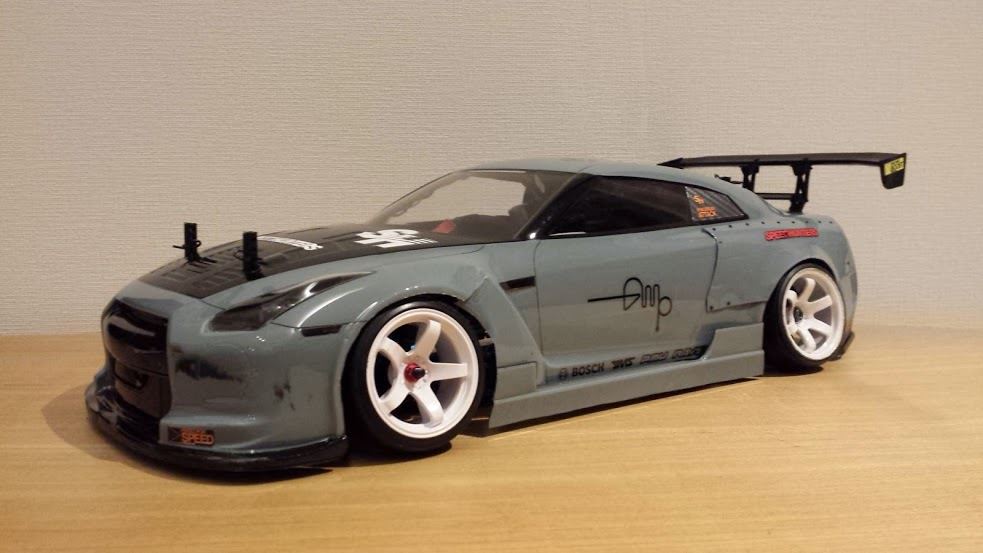 Tetsujin LIBERTY WALK NISSAN GT-R R35 Monster Energy - YouTube