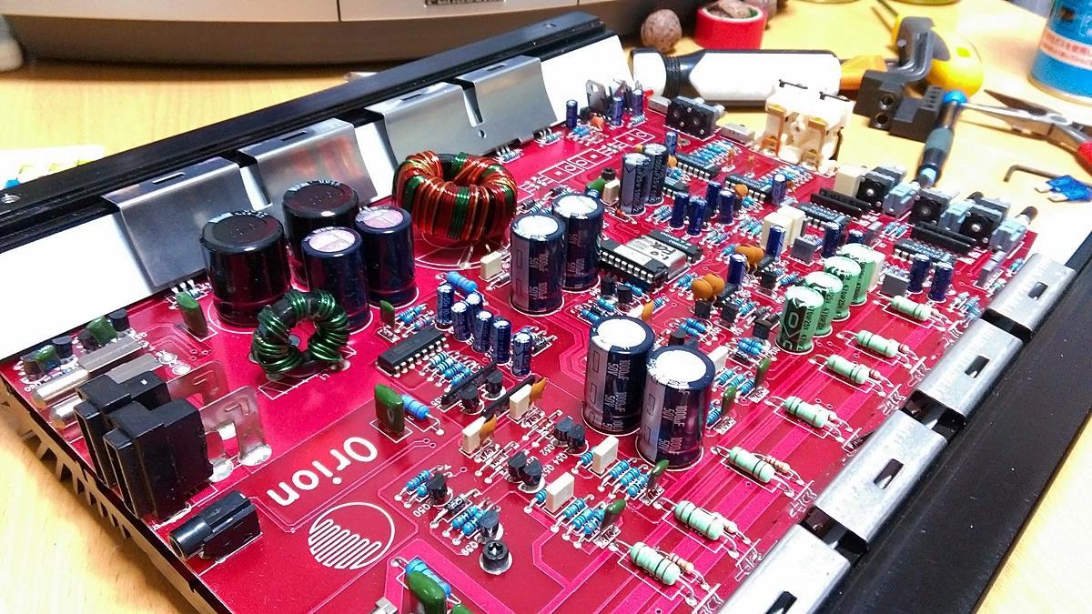 カーアンプのコンデンサ張り替え Y U R Iのブログ 我 愛 ゚ わーくす ゚ みんカラ カーアンプのコンデンサ張り替え Y U R Iのブログ 我 愛 ゚ わーくす ゚ みんカラ