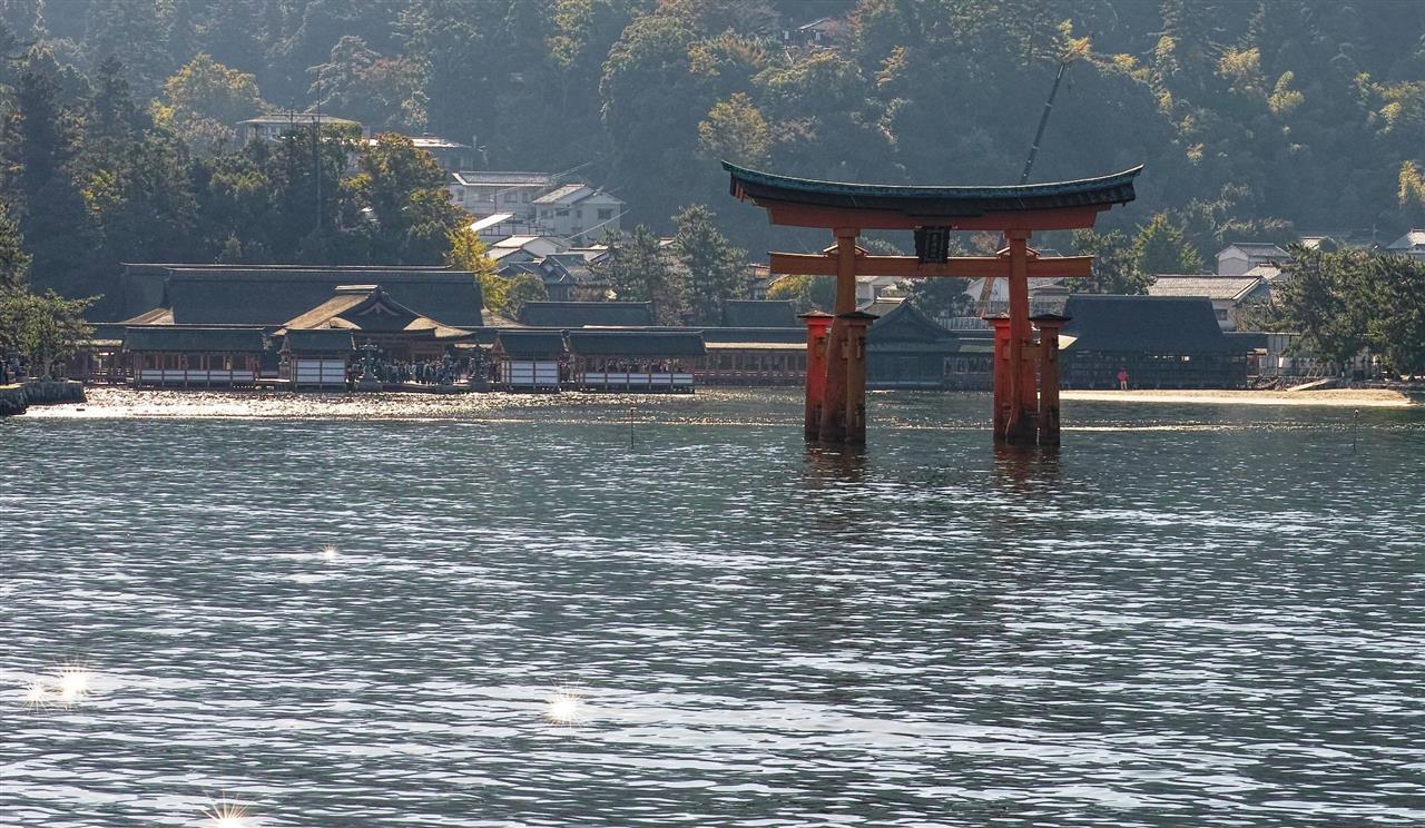 平清盛が篤く信仰した 厳島神社の参詣 カクシカおじさん プレミオおじさん のブログ 目指せ 月まで３８００００ｋｍ みんカラ