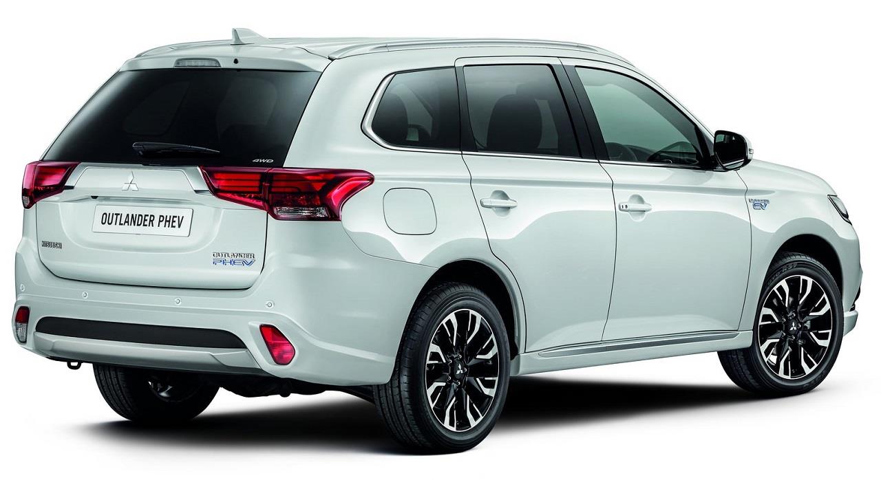 MT020 GG2W アウトランダー PHEV GナビPG 左リア ドライブ