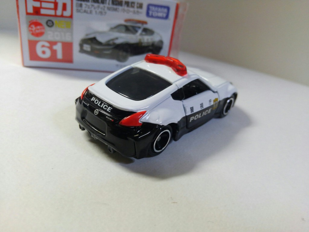 トミカ No.61 日産 フェアレディZ ニスモ パトロールカー