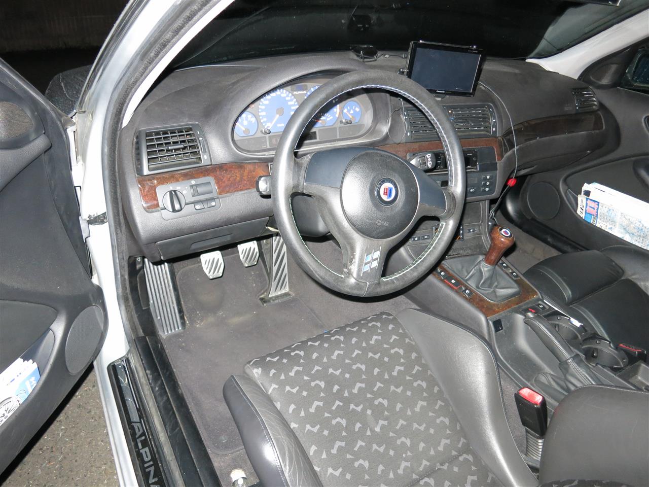 Bmwに於ける右 左ハンドル車のペダルレイアウトの考察 E46 E86 c 羊のブログ ひつじのお部屋 みんカラ Bmwに於ける右 左ハンドル車のペダルレイアウトの考察 E46 E86 c 羊のブログ ひつじのお部屋 みんカラ