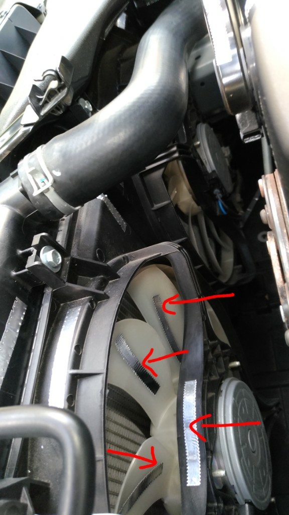 エンジンルームあたりに導電性アルミテープを追加しました トムイグのブログ トムイグのページ みんカラ