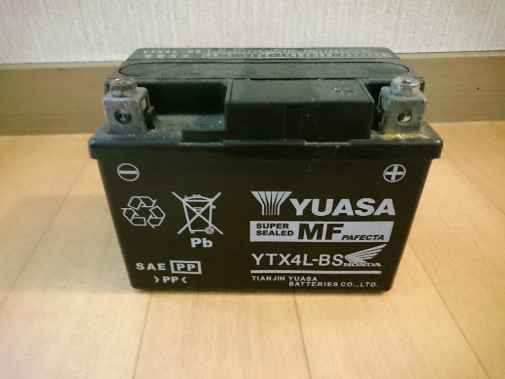 未使用品に近いA &Yu Axel STX7L-BS 12V 6Ah バッテリー - メルカリ