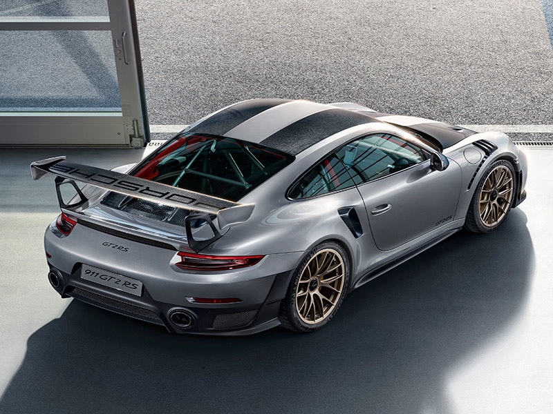 ニューGT2RSとポルシェ歴代モデルの性能比較｜vadimlexのブログ