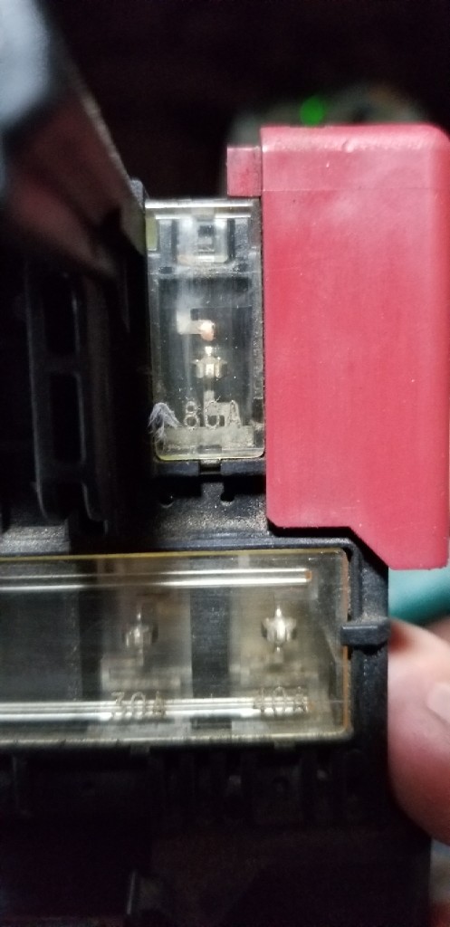 メインヒューズ交換 ココエボのブログ スイフトrs Mt車 みんカラ
