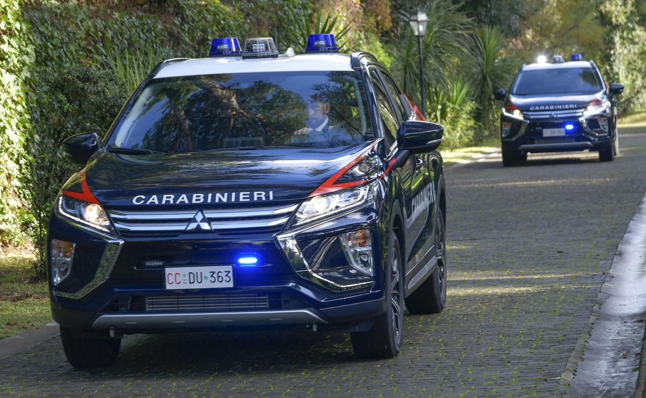 イタリア国家治安警察隊 Carabinieri ミツビシ エクリプス クロス を 緊急車両 と して 導入 アクア I Lx 4wdのブログ Fantastic Sports Machine みんカラ