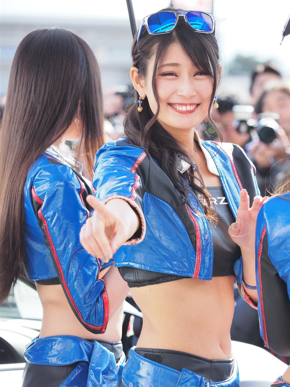 alt