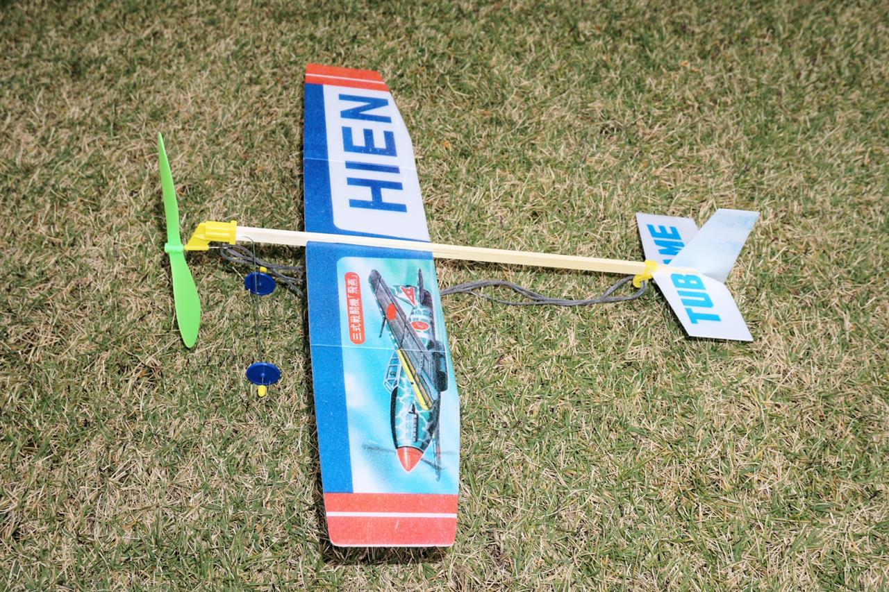 飛行機飛ばしは楽しいなぁ いしをのブログ いしを事務局長 みんカラ