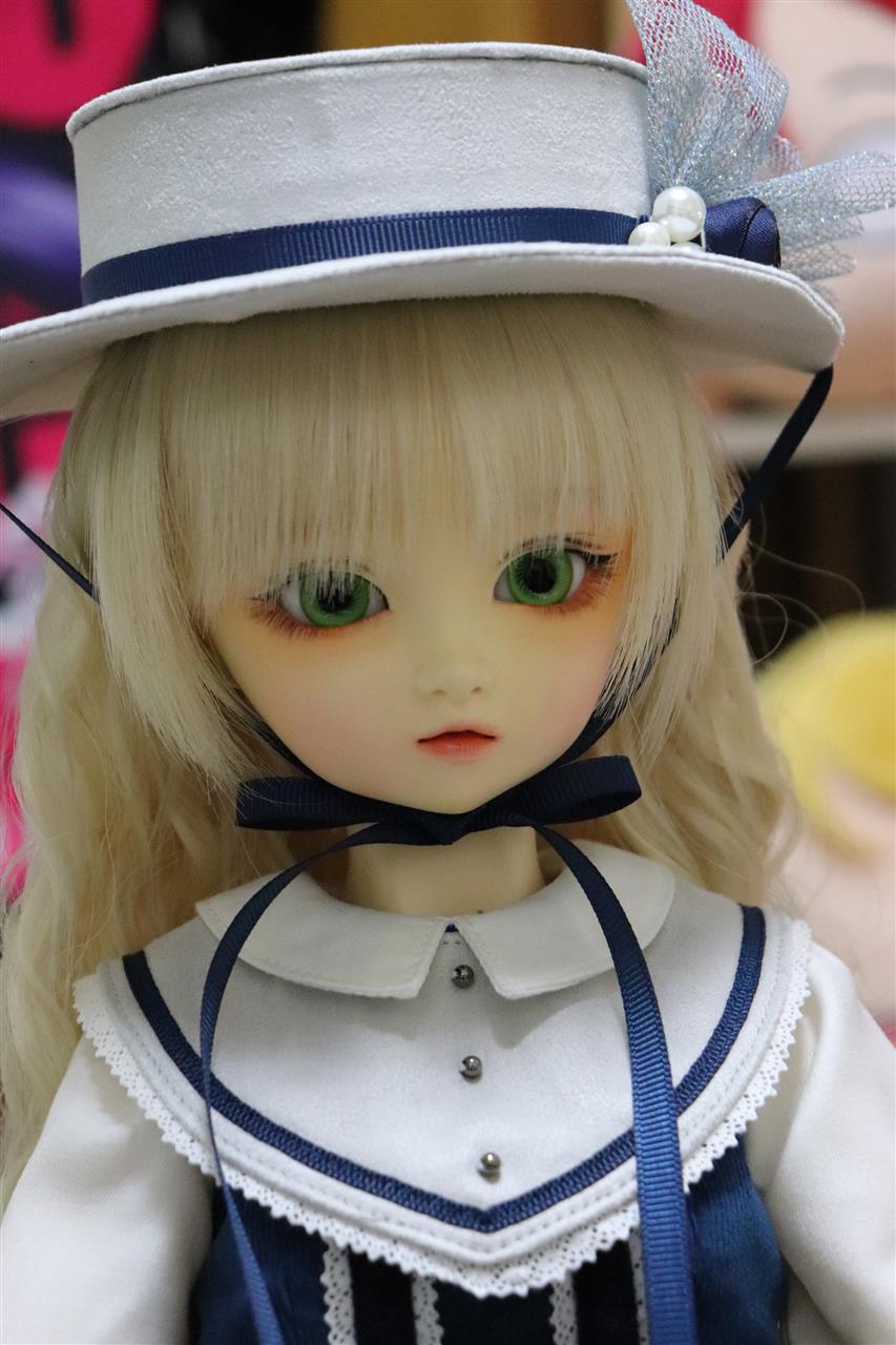 alt