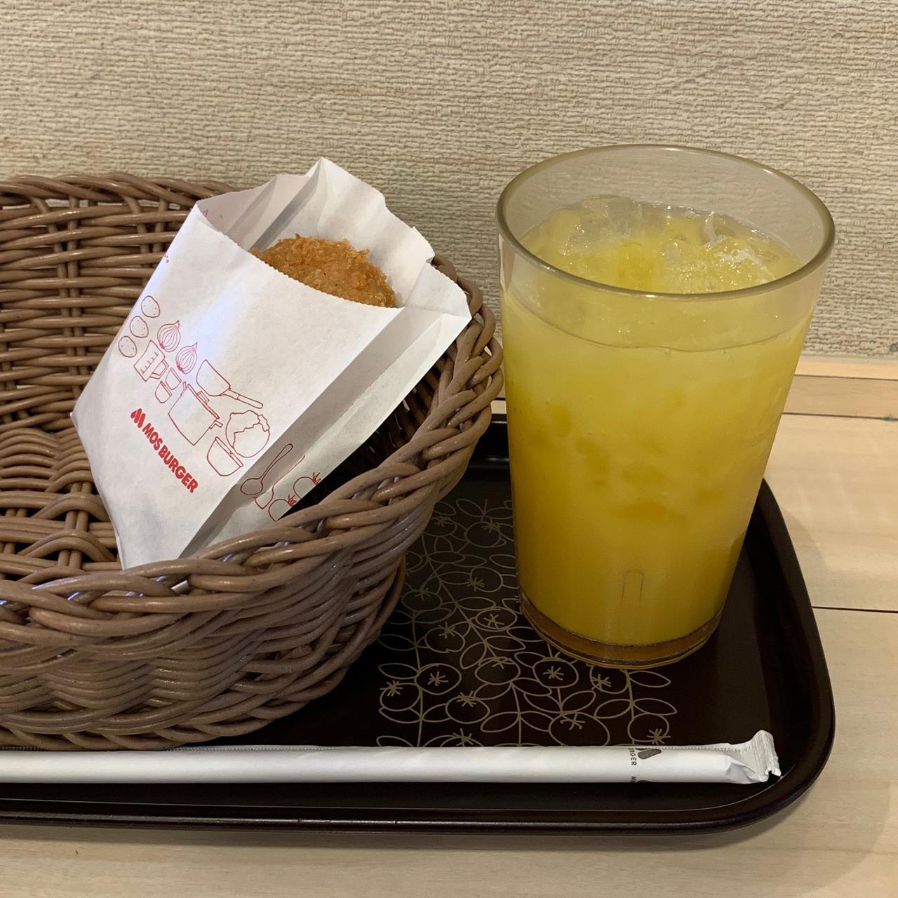 モスバーガー 富士急沼津店 桜エビコロッケ&オレンジジュース