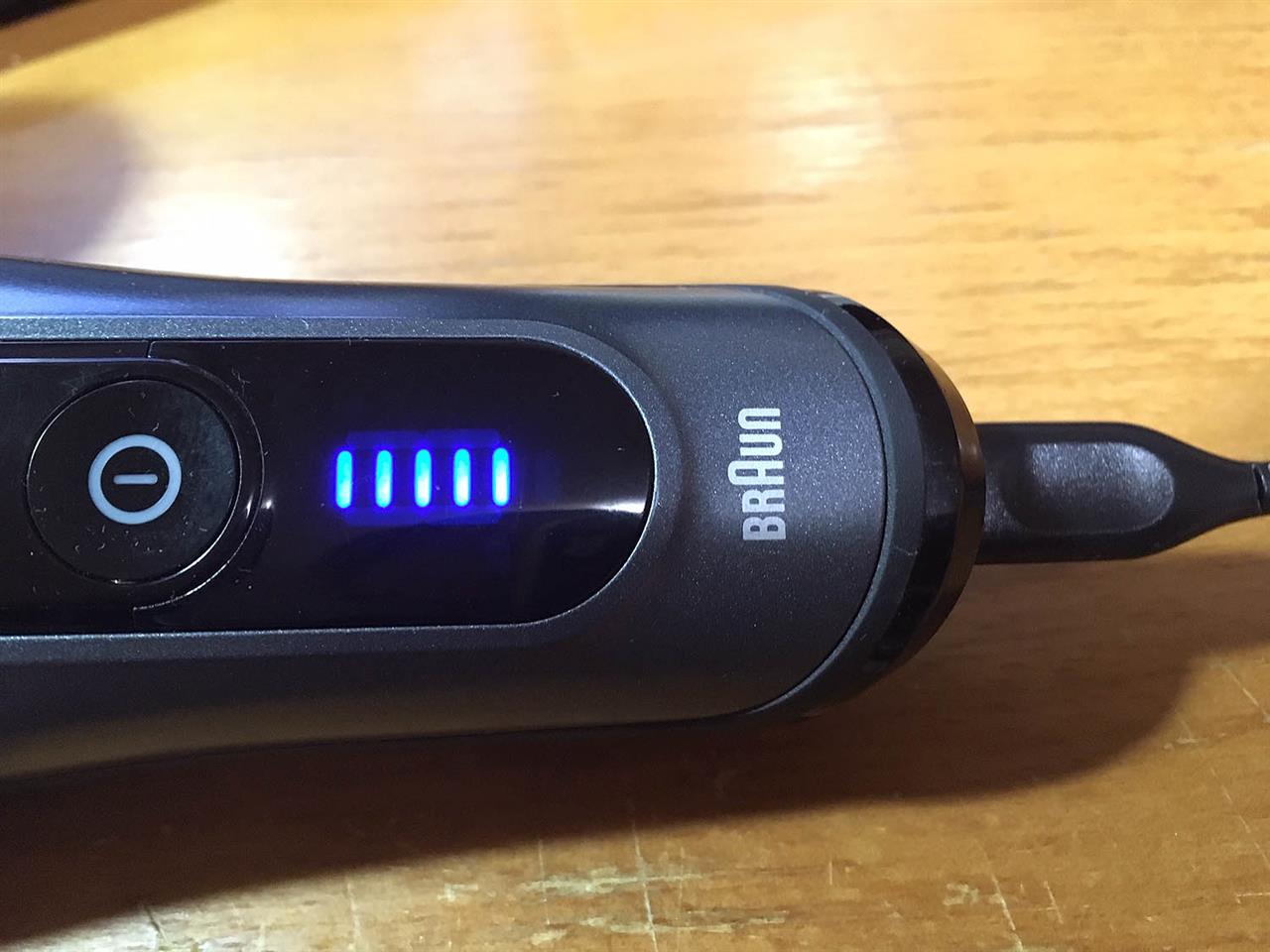 シエーバーが故障したので直しました Braun ブラウン 髭剃り シリーズ９ 電池交換 不良 リチウムイオン Tomosan Tokyoのブログ Alpina Setagaya みんカラ