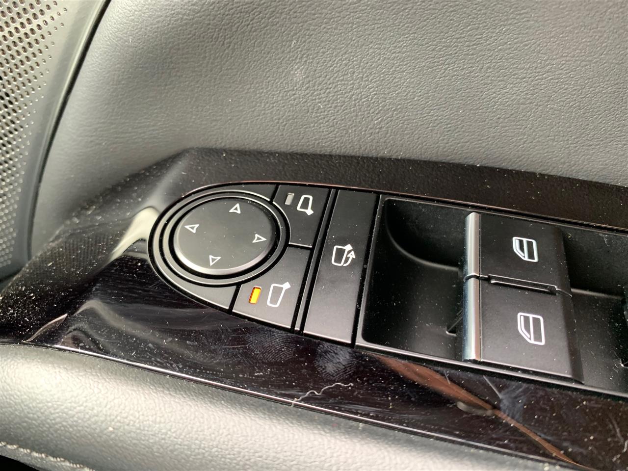 Mazda3のシグネチャスタイル ドアミラーは下降機能付き だいずぱぱのブログ だいずぱぱのページ みんカラ