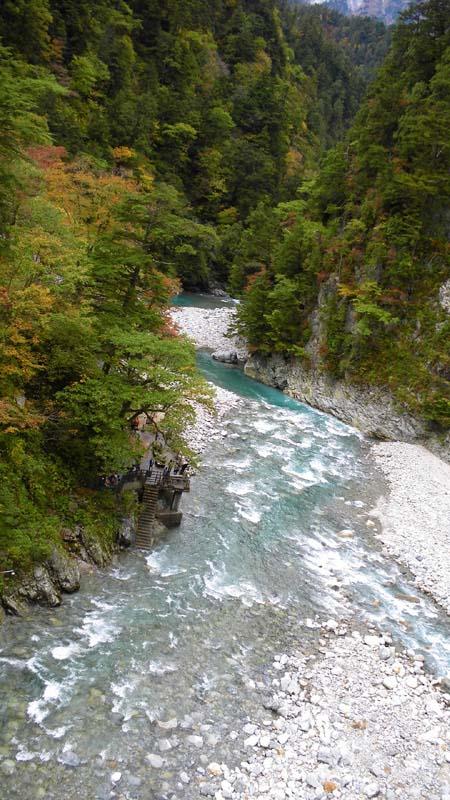 「奥鐘橋」から見た黒部渓流