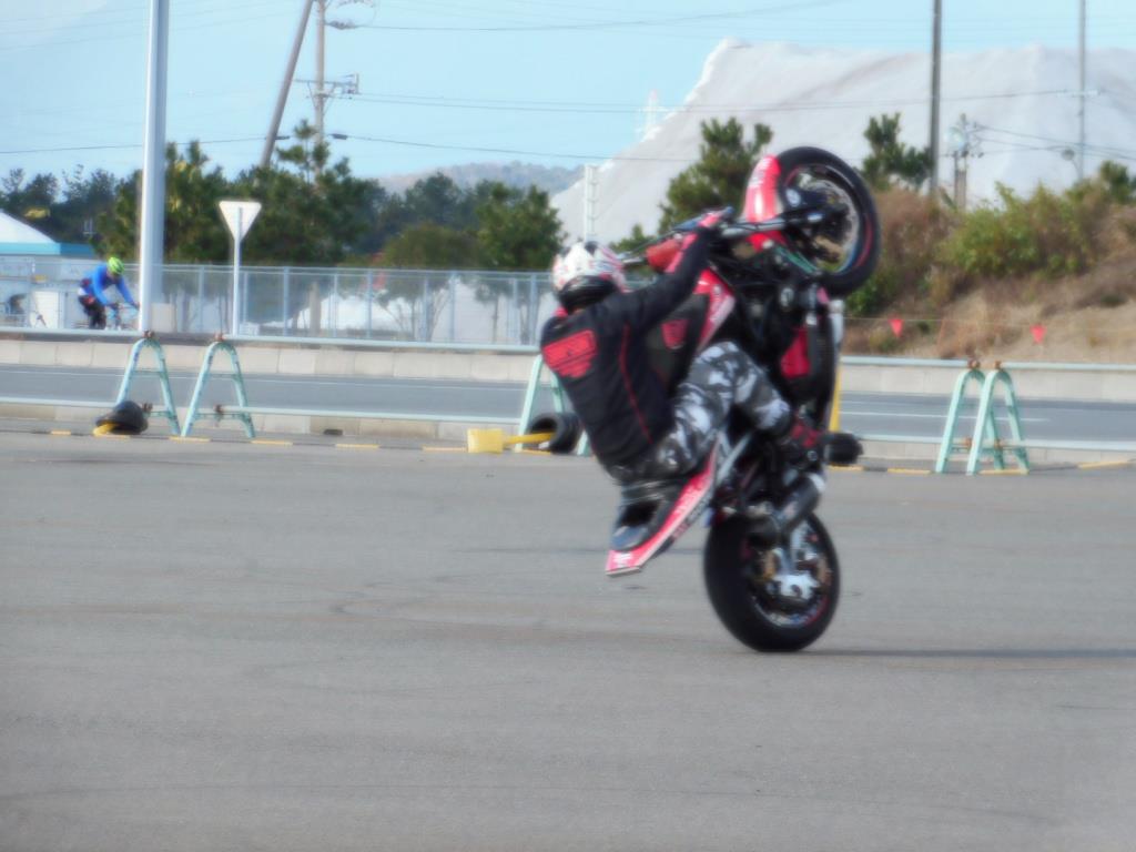 エクストリームライディング バイクスタント Sid Hのブログ Sid S Home Live On The Edge みんカラ