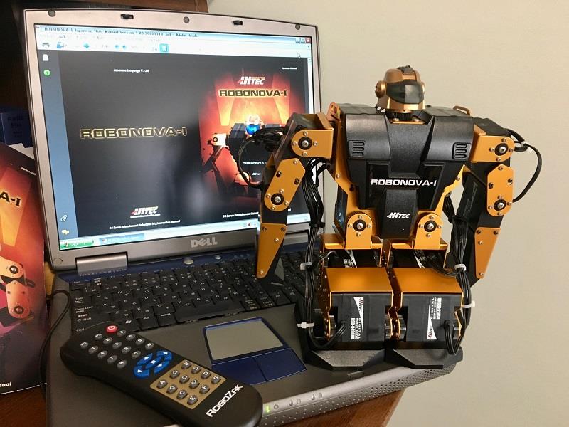 Hitec RoboNova-1 ロボット リモコン、取説、ソフトウェア付き