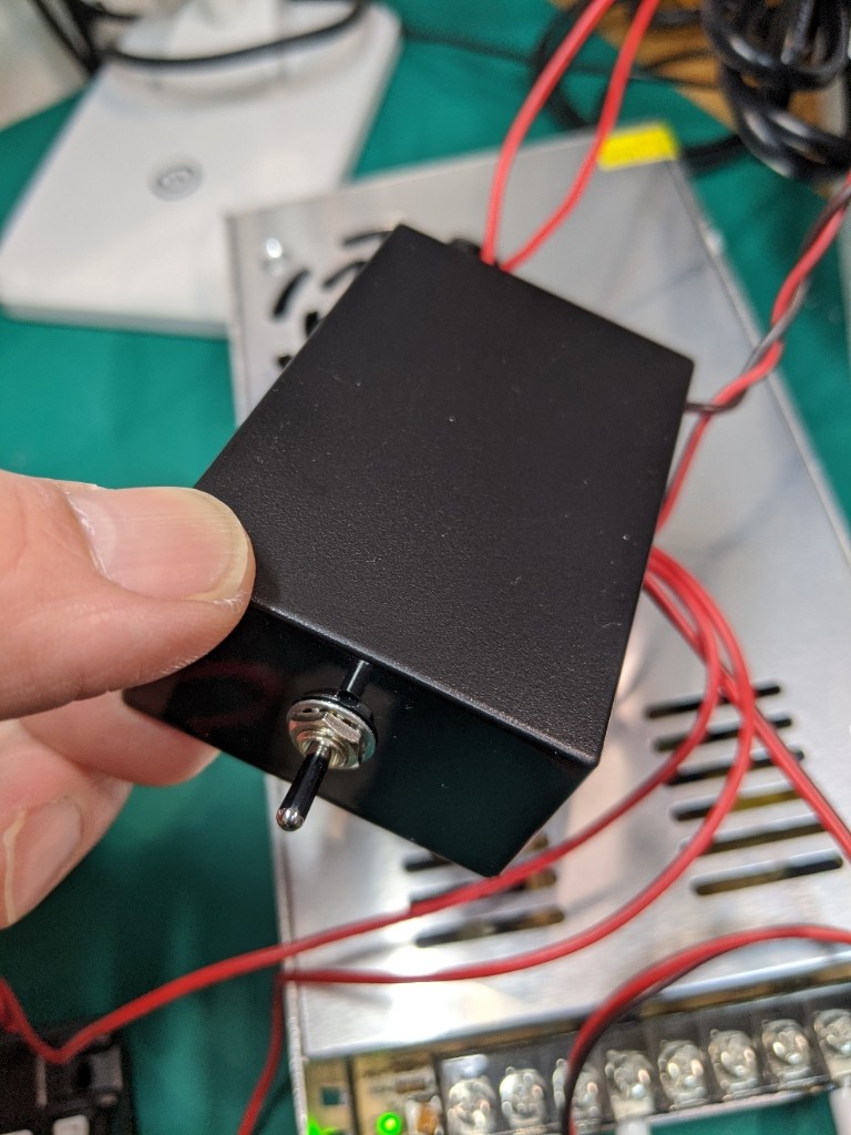 カーナビを家庭用電源で動作させたりカーバッテリーで動作させたり トムイグのブログ トムイグのページ みんカラ